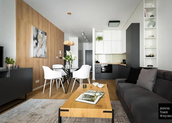 Premium Apartments With Free Parking Near Muzeum Powstania