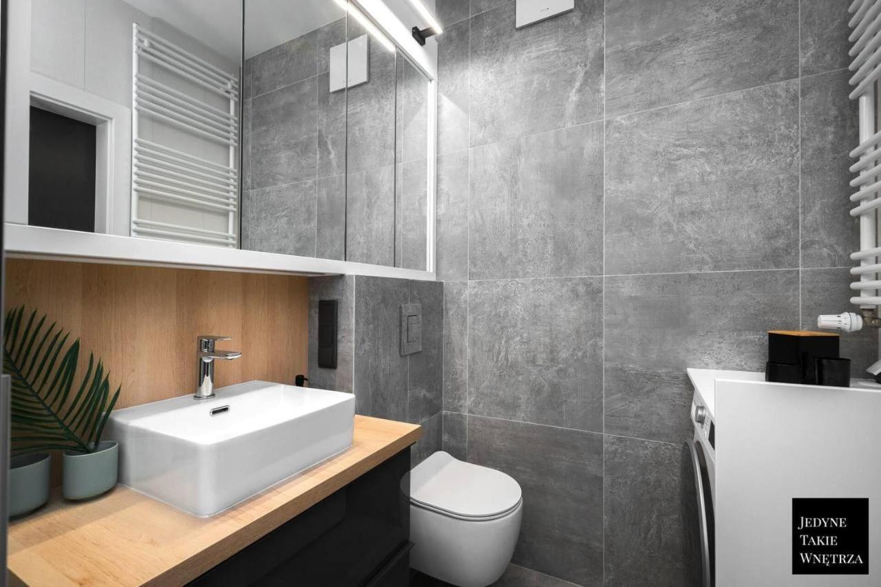 Butas Premium With Free Parking Near Muzeum Powstania
